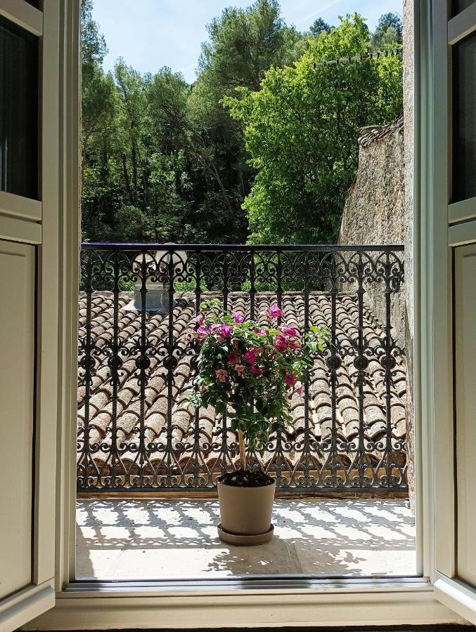 La Maison De La Traverse Saint-Guilhem-le-Desert Exterior foto