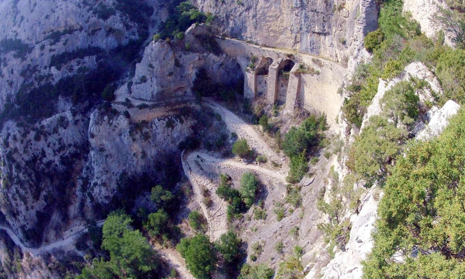 La Maison De La Traverse Saint-Guilhem-le-Desert Exterior foto
